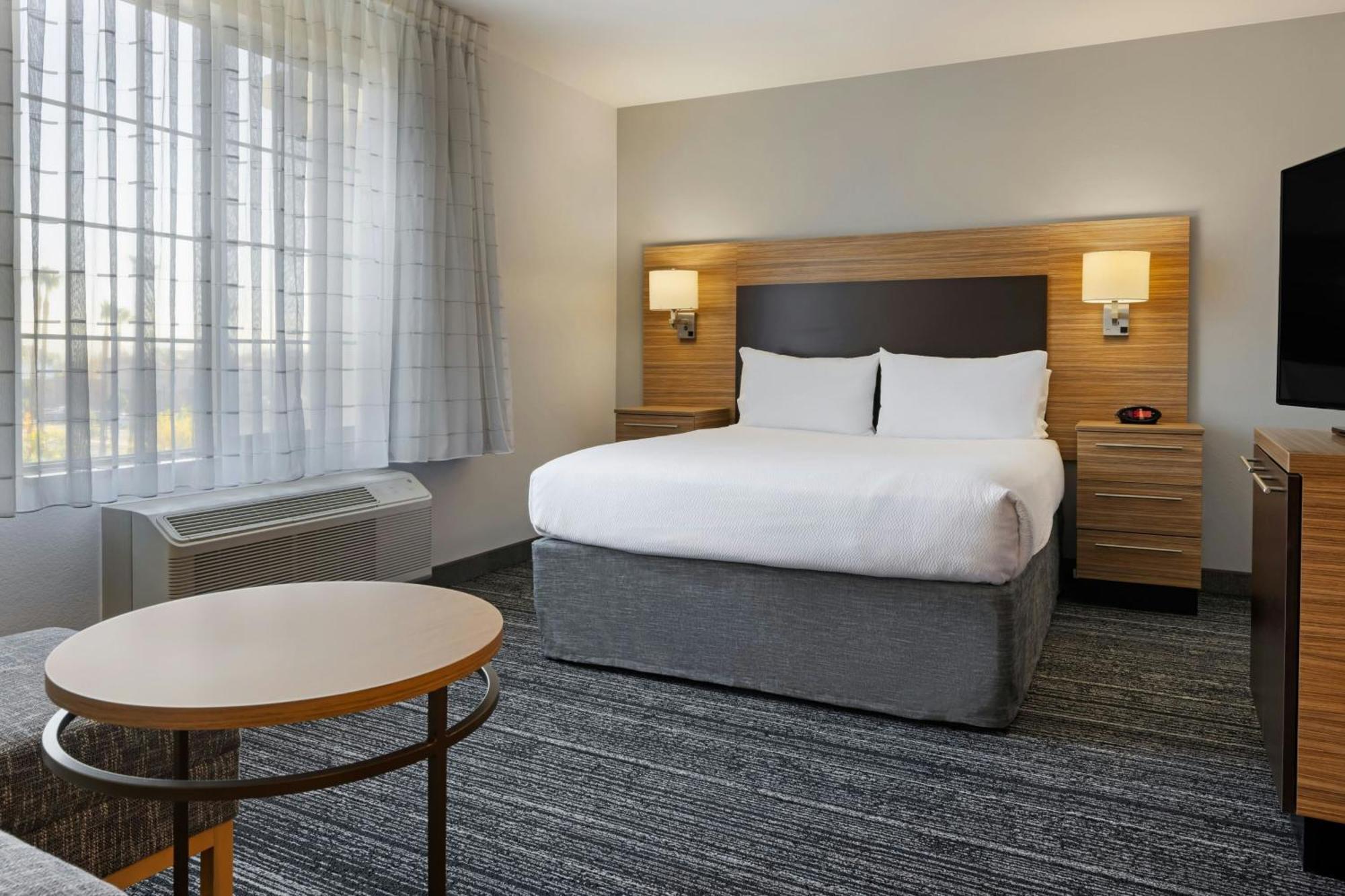 Towneplace Suites By Marriott Ontario Airport Rancho Cucamonga Exterior photo
