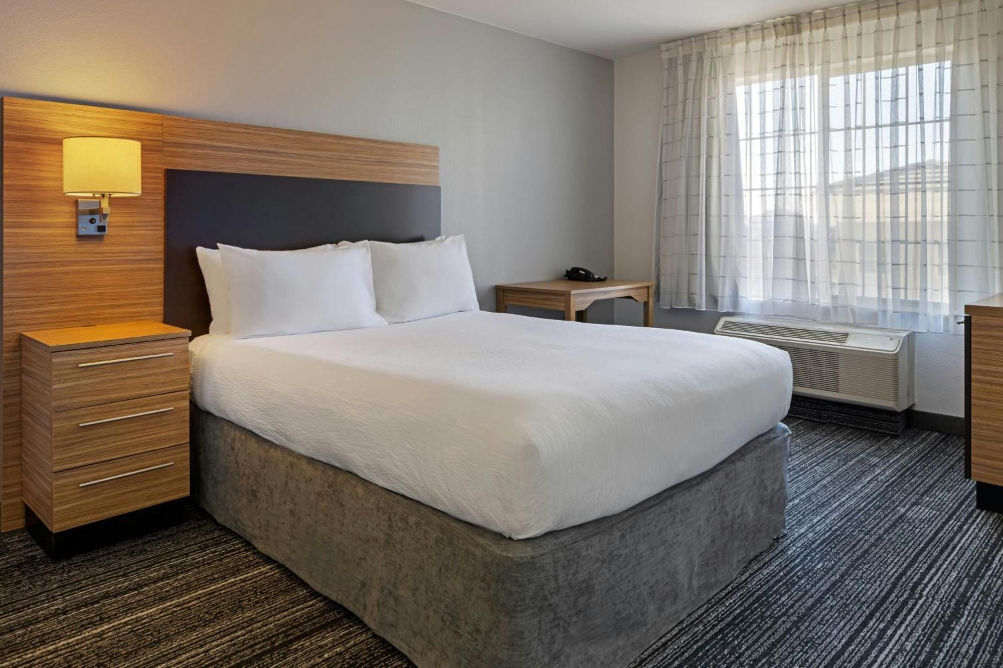 Towneplace Suites By Marriott Ontario Airport Rancho Cucamonga Exterior photo