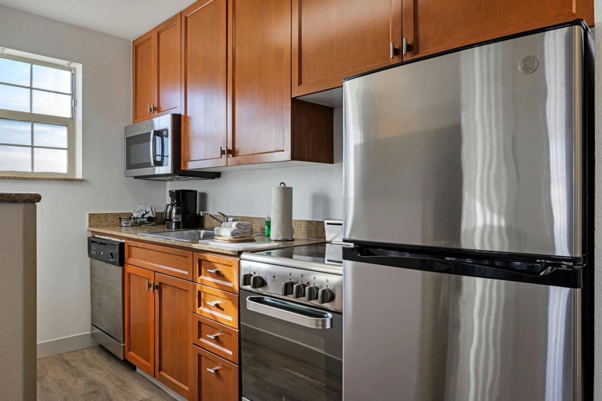 Towneplace Suites By Marriott Ontario Airport Rancho Cucamonga Exterior photo