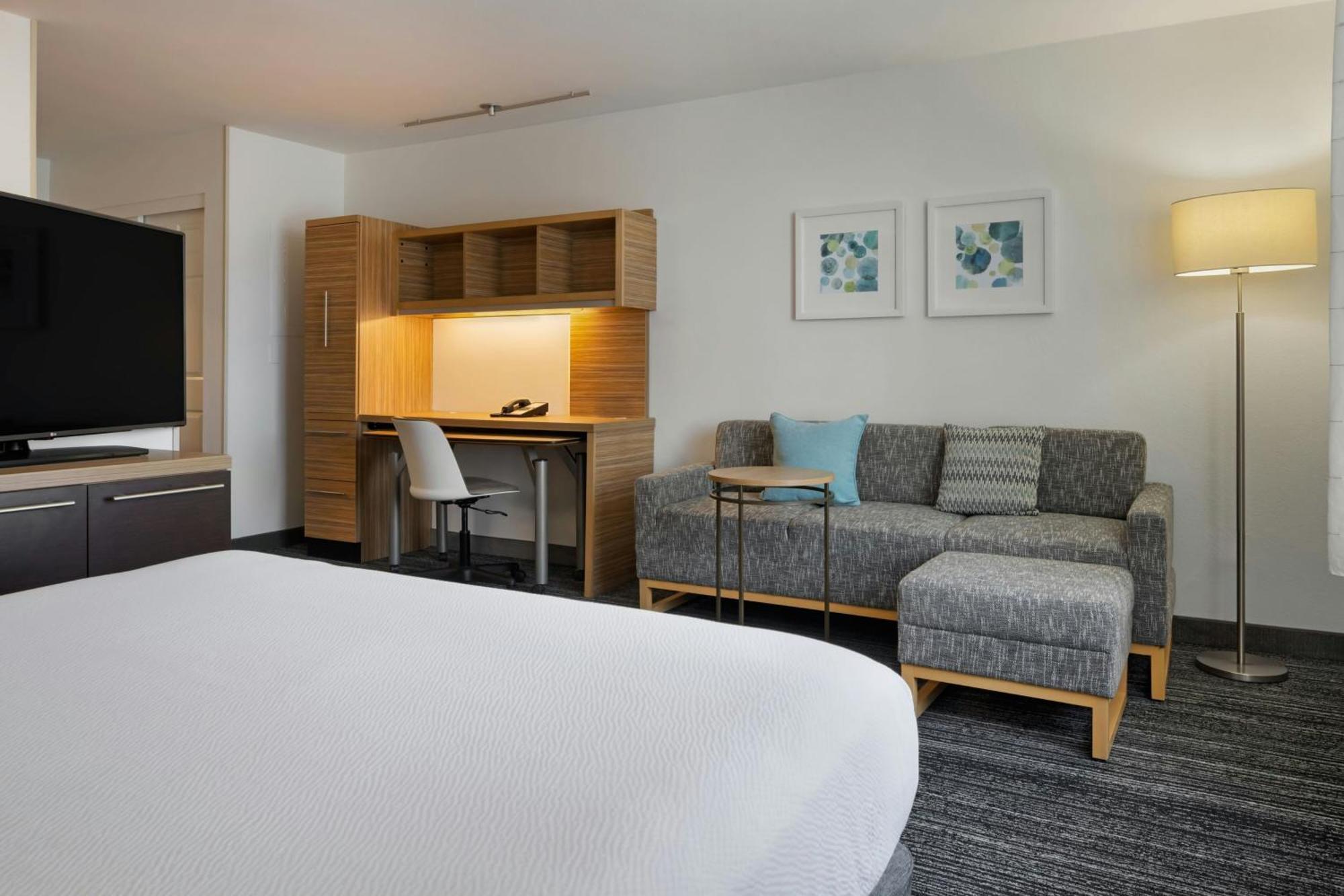 Towneplace Suites By Marriott Ontario Airport Rancho Cucamonga Exterior photo