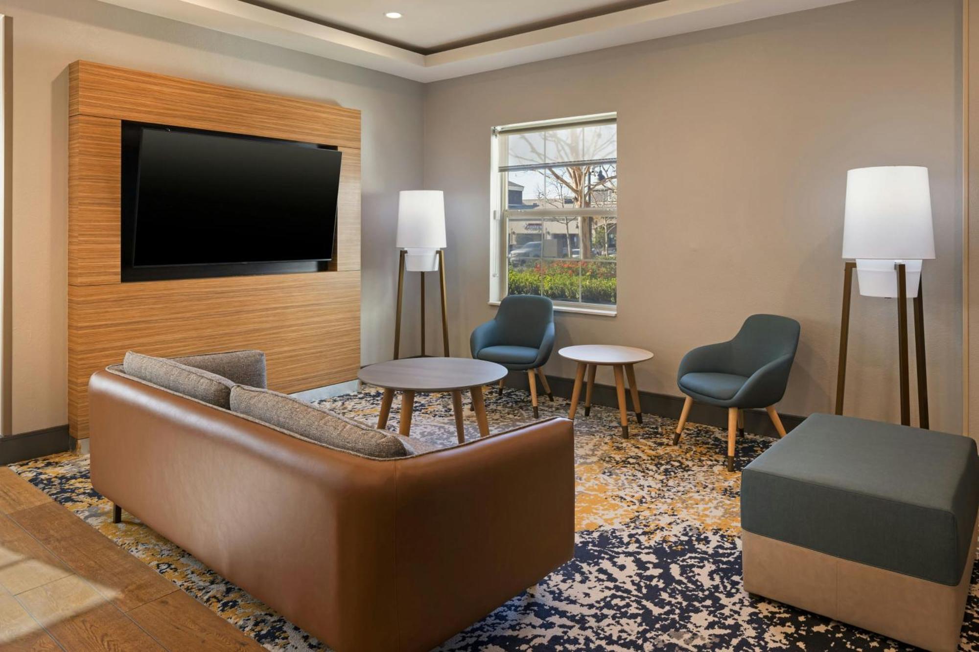 Towneplace Suites By Marriott Ontario Airport Rancho Cucamonga Exterior photo